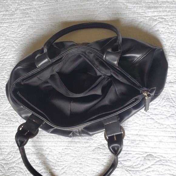 EUC - Black Faux Leather Shoulder Bag - Picture 5 of 8